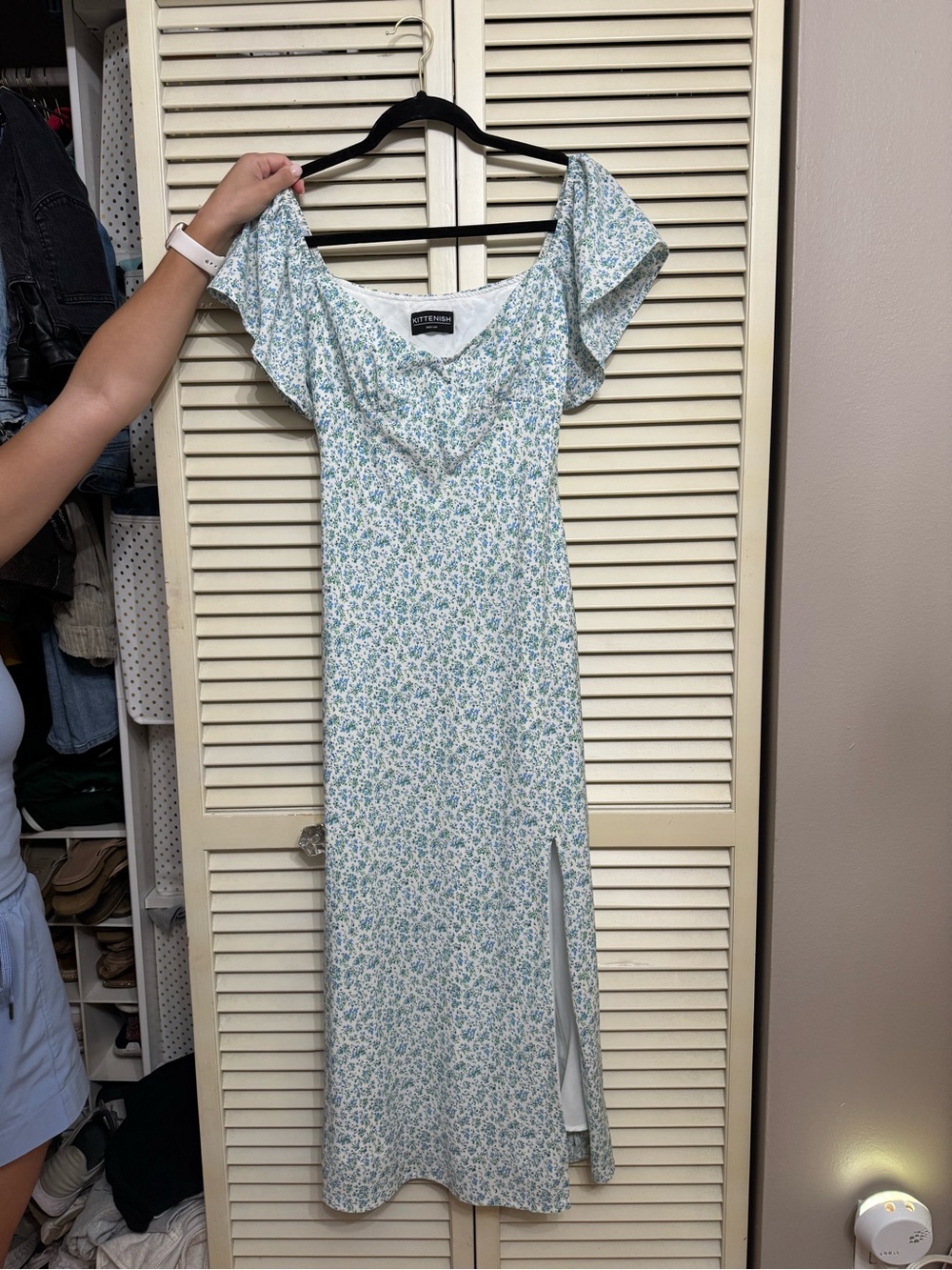 Kittenish Light Blue Floral Off-Shoulder Midi Dress